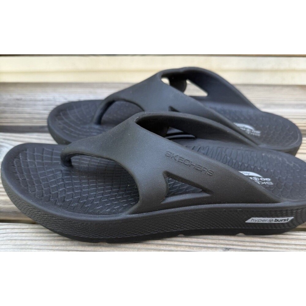 Skechers Women's GO Recover Thong Sandals Contend Black Sz 9 MSRP $45